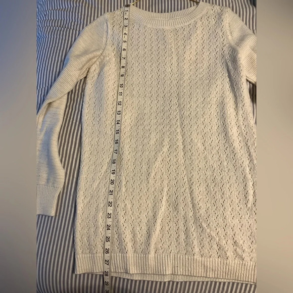 Liz Lange Maternity Crew Neck Pullover Sweater with sparkle weave womens small - Picture 11 of 11